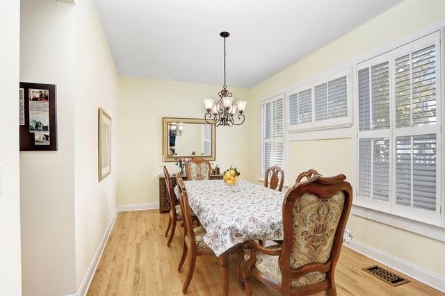 1801 W HILLS AVENUE, Tampa, FL 33606