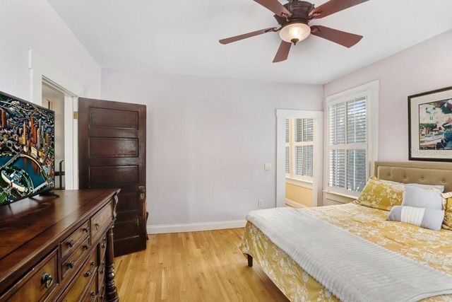 1801 W HILLS AVENUE, Tampa, FL 33606