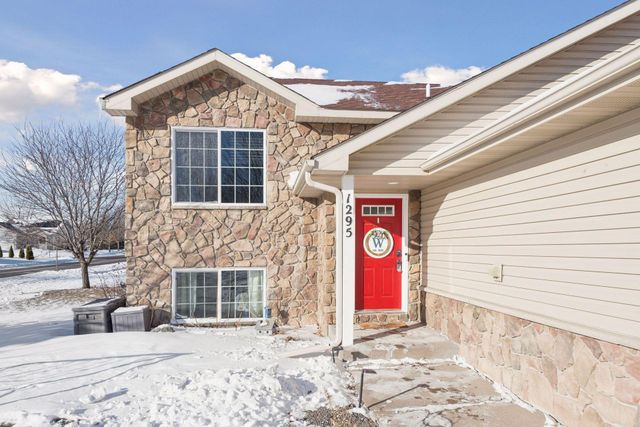1295 Waters Way, Watertown, MN 55388