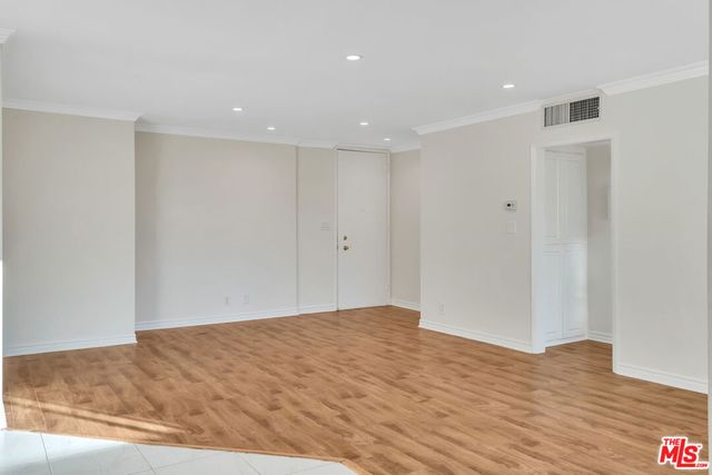 432 N Palm Drive 409, Beverly Hills, CA 90210