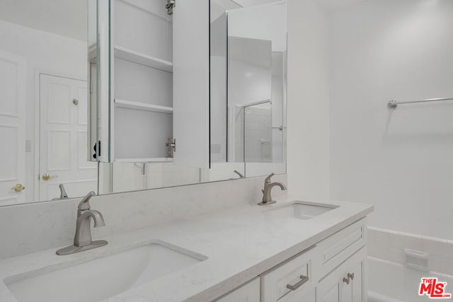 432 N Palm Drive 409, Beverly Hills, CA 90210