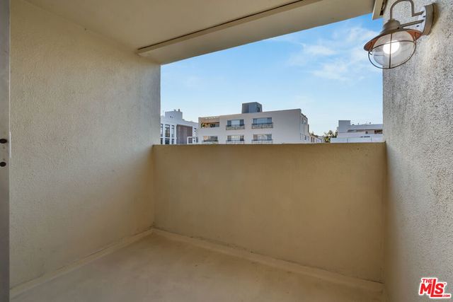 432 N Palm Drive 409, Beverly Hills, CA 90210