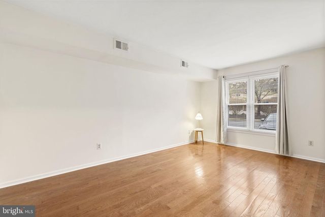 69 MAIN ST, Chesterbrook, PA 19087