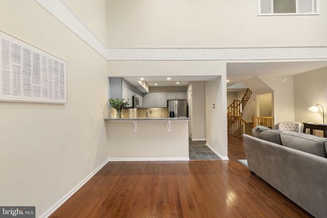 69 MAIN ST, Chesterbrook, PA 19087