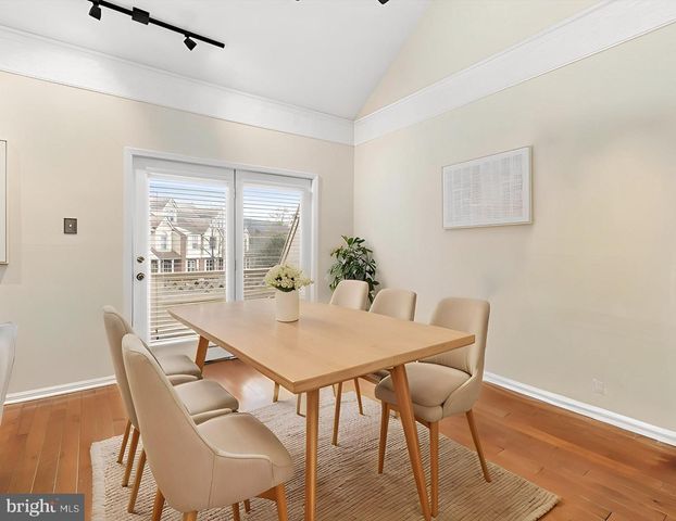 69 MAIN ST, Chesterbrook, PA 19087