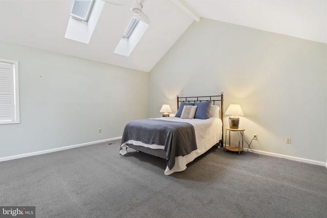 69 MAIN ST, Chesterbrook, PA 19087