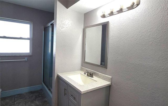 2608 ONEIDA ROAD, Venice, FL 34293