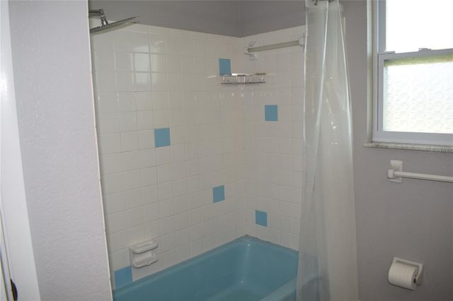 2608 ONEIDA ROAD, Venice, FL 34293