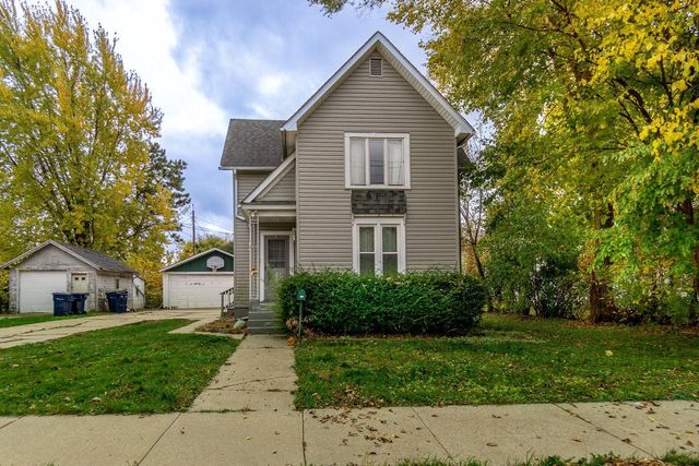 1515 Mineral Point Avenue, Janesville, WI 53548