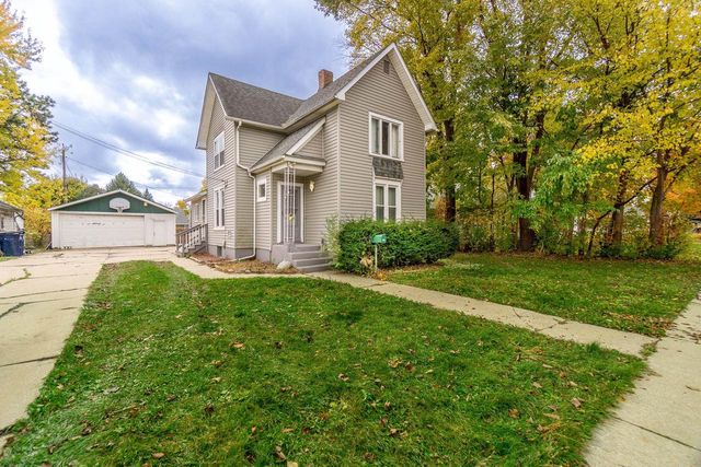 1515 Mineral Point Avenue, Janesville, WI 53548