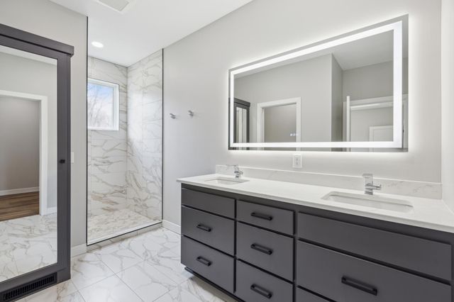 3613 Crestwood Ridge NE, Alexandria, MN 56308