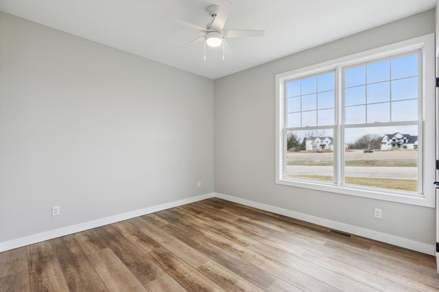 3613 Crestwood Ridge NE, Alexandria, MN 56308