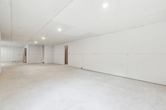 3613 Crestwood Ridge NE, Alexandria, MN 56308