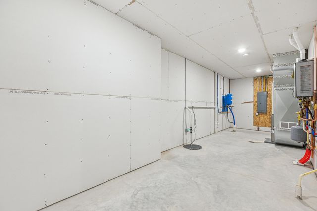 3613 Crestwood Ridge NE, Alexandria, MN 56308