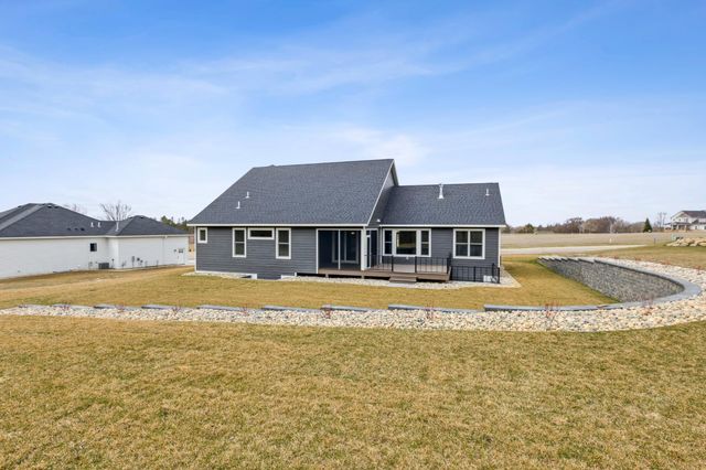 3613 Crestwood Ridge NE, Alexandria, MN 56308