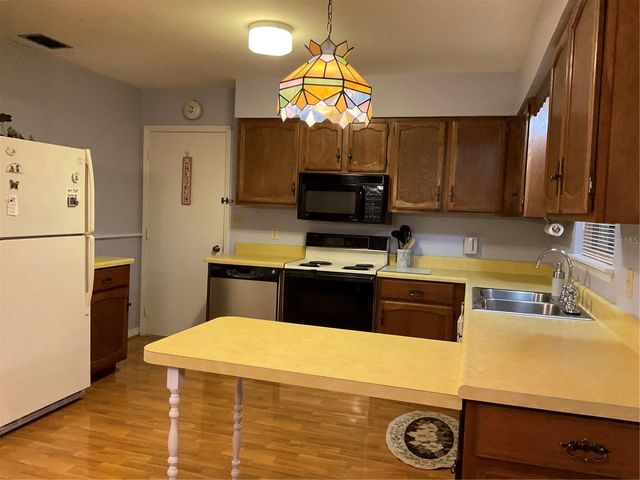 2438 SE 32ND STREET, Okeechobee, FL 34974