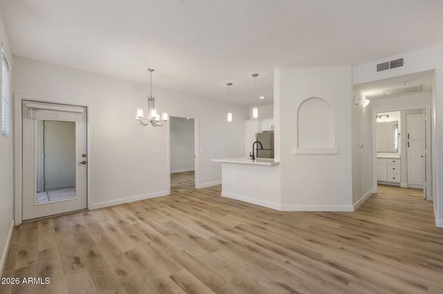 20801 N 90TH Place 126, Scottsdale, AZ 85255