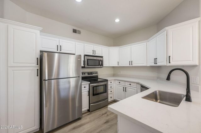 20801 N 90TH Place 126, Scottsdale, AZ 85255