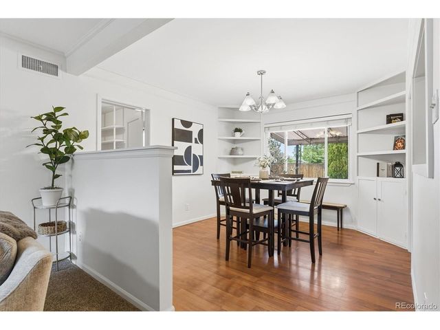 880 Tucson St, Aurora, CO 80011
