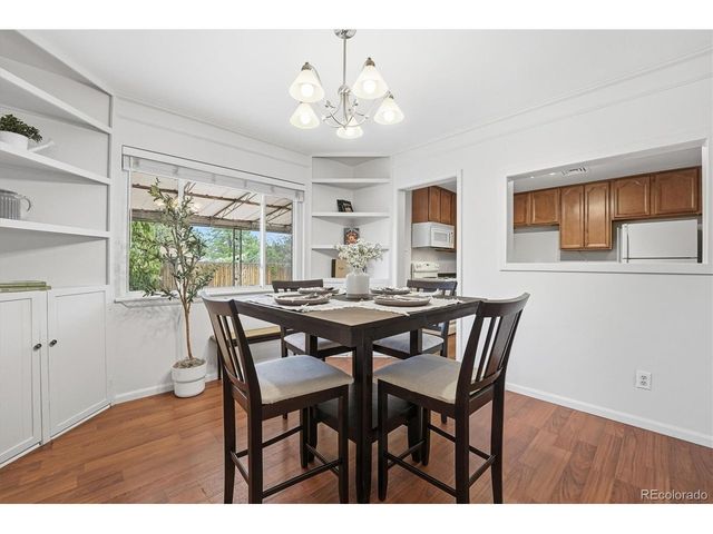 880 Tucson St, Aurora, CO 80011