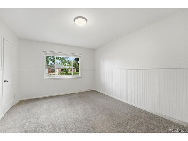 880 Tucson St, Aurora, CO 80011