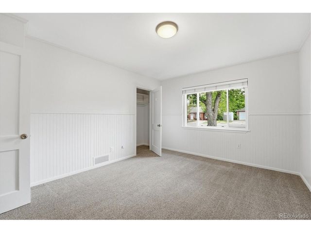 880 Tucson St, Aurora, CO 80011