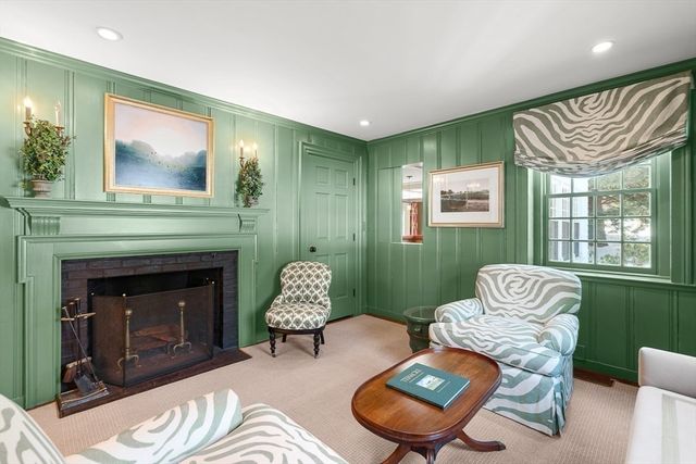 22 Valley Road, Wellesley, MA 02481