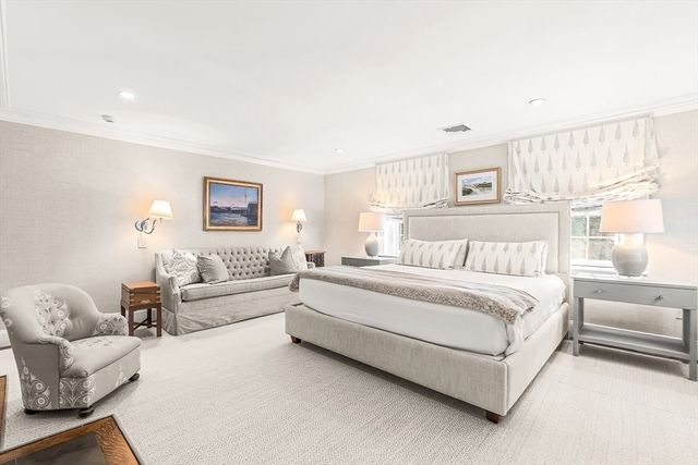 22 Valley Road, Wellesley, MA 02481