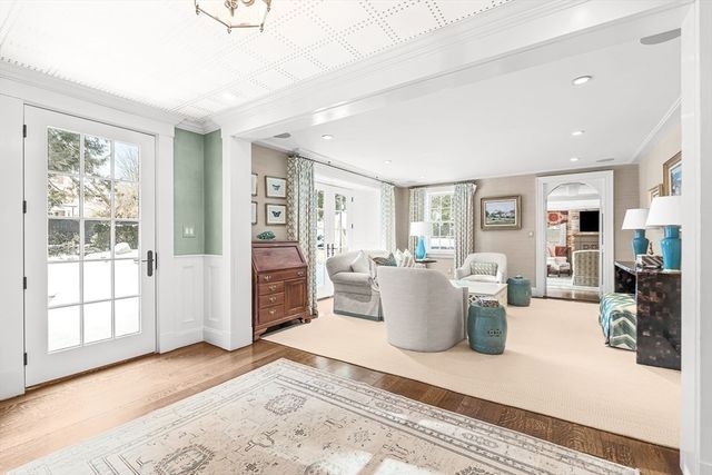 22 Valley Road, Wellesley, MA 02481