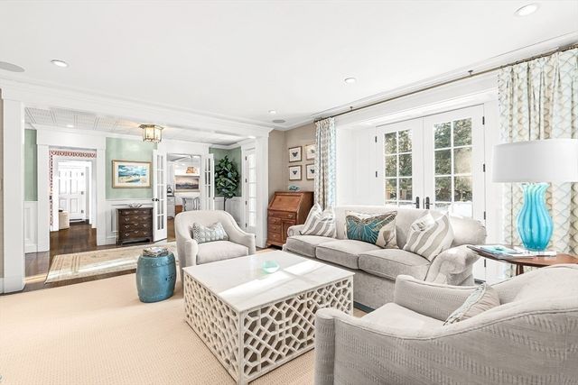 22 Valley Road, Wellesley, MA 02481