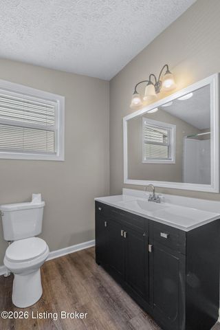 216 N 38th St, Louisville, KY 40212