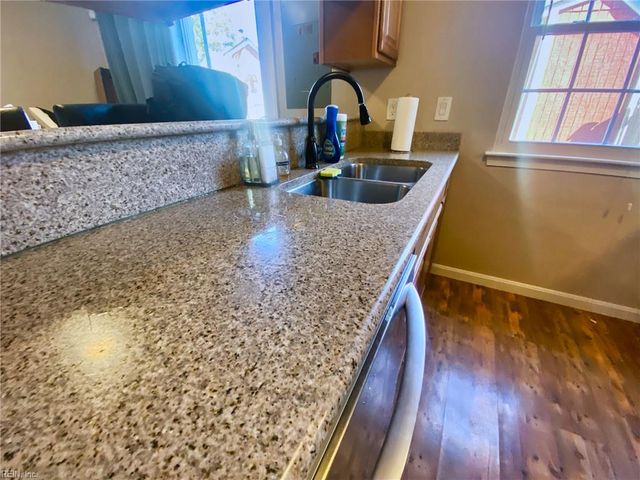 929 Still Harbor CIR, Chesapeake, VA 23320