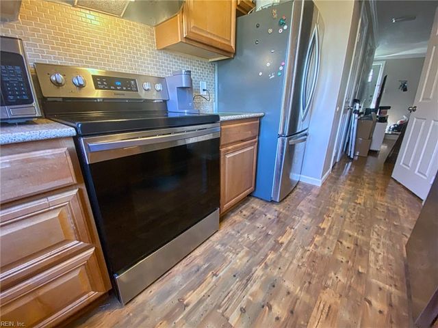 929 Still Harbor CIR, Chesapeake, VA 23320