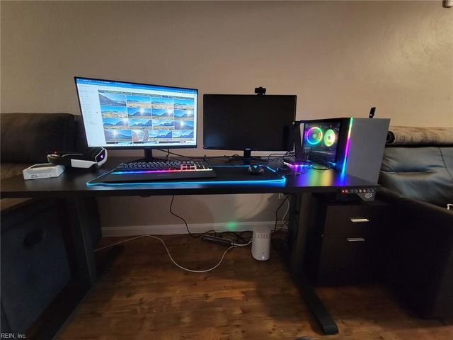 929 Still Harbor CIR, Chesapeake, VA 23320