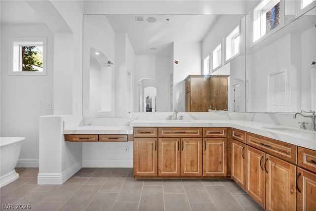 9317 Canyon Classic Drive, Las Vegas, NV 89144