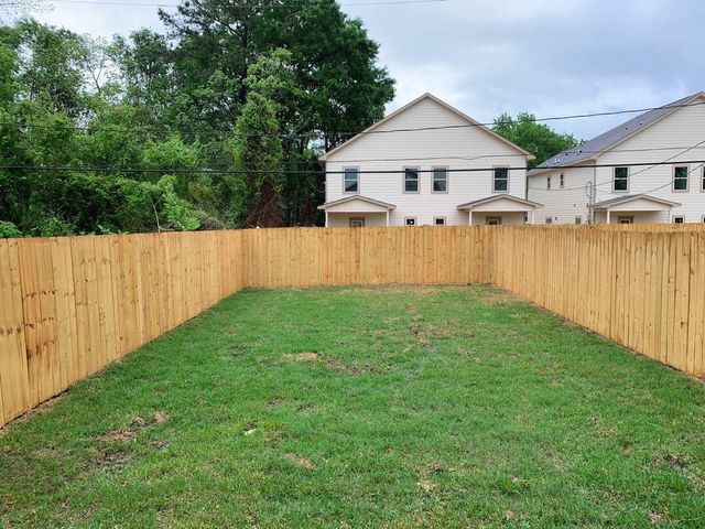 8102 Caddo A, Houston, TX 77078
