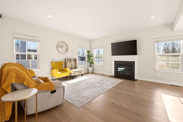 47 Robert Michaels Run, Penfield, NY 14526