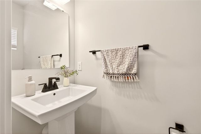 47 Robert Michaels Run, Penfield, NY 14526