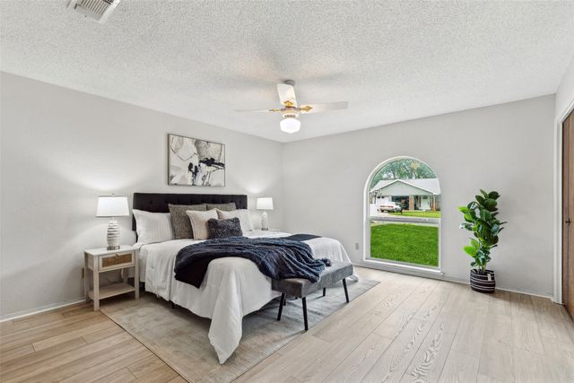 3605 Spring Valley Drive, Bedford, TX 76021