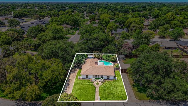 3605 Spring Valley Drive, Bedford, TX 76021