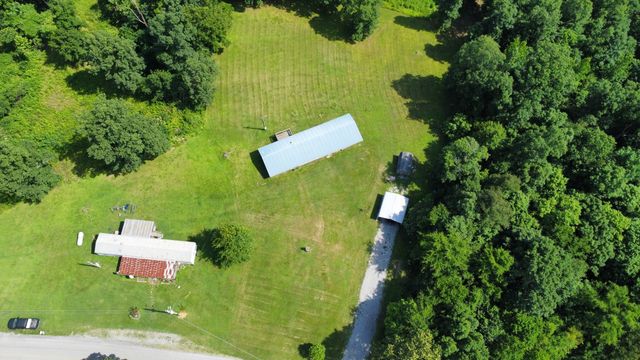 3130 Harris Cir, Palmyra, TN 37142