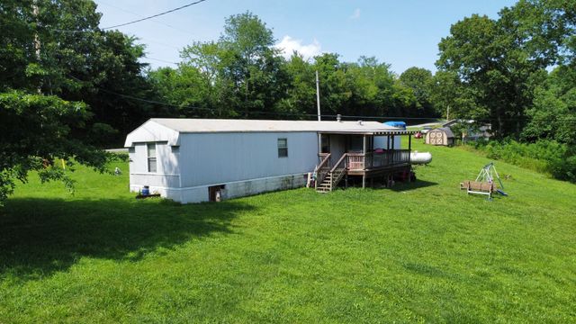 3130 Harris Cir, Palmyra, TN 37142