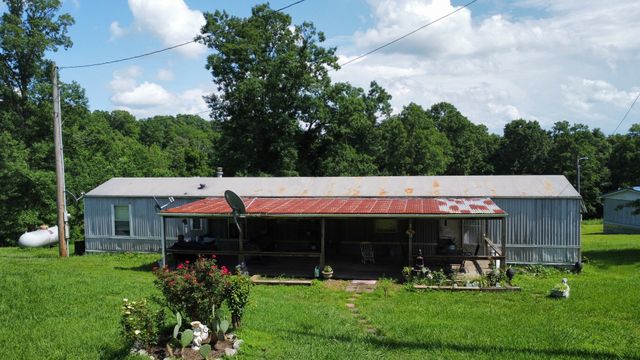 3130 Harris Cir, Palmyra, TN 37142