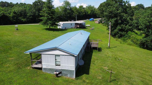 3130 Harris Cir, Palmyra, TN 37142