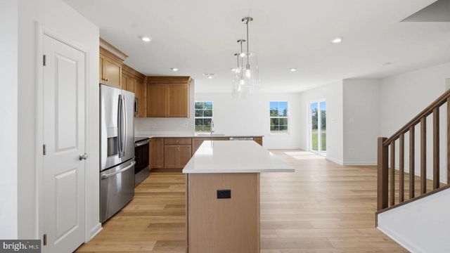 2376 WIND RIVER DR, Chambersburg, PA 17202