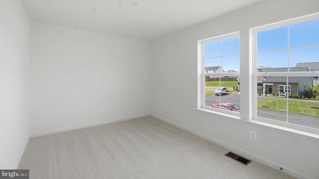 2376 WIND RIVER DR, Chambersburg, PA 17202