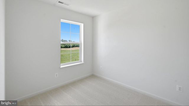 2376 WIND RIVER DR, Chambersburg, PA 17202