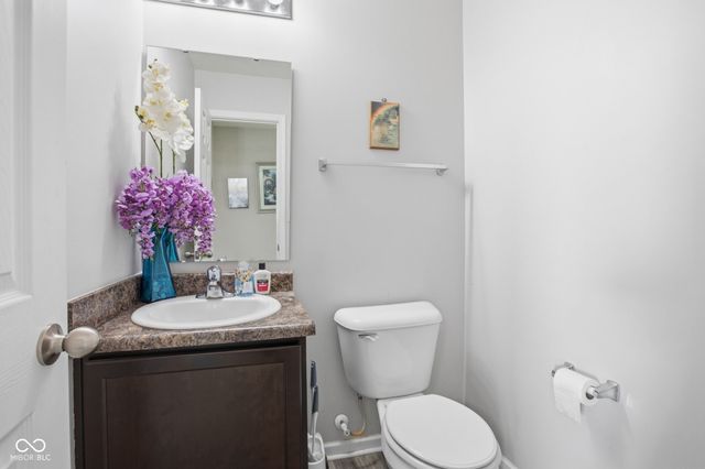 11851 Fawn Crest Drive, Indianapolis, IN 46235