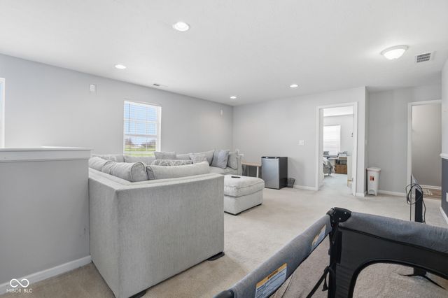 11851 Fawn Crest Drive, Indianapolis, IN 46235