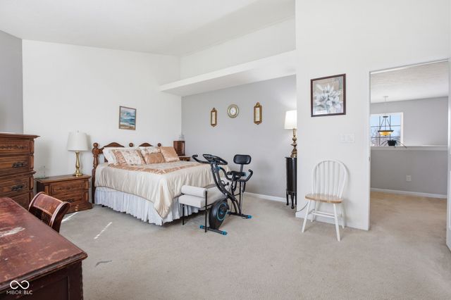 11851 Fawn Crest Drive, Indianapolis, IN 46235